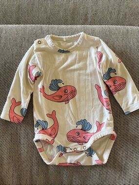 Mini Rodini Whale Baby Onesie - 1-4M or 56/62